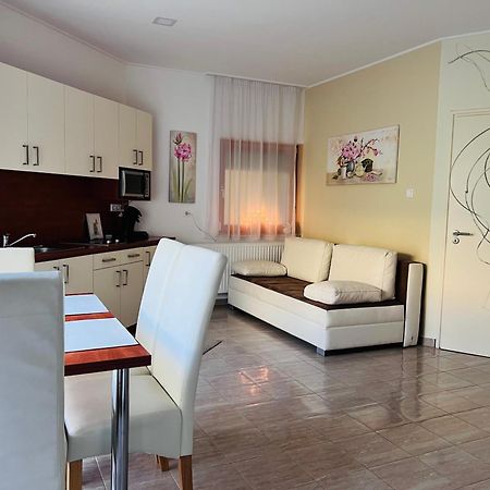Villa Relax Apartman Gardony Luaran gambar