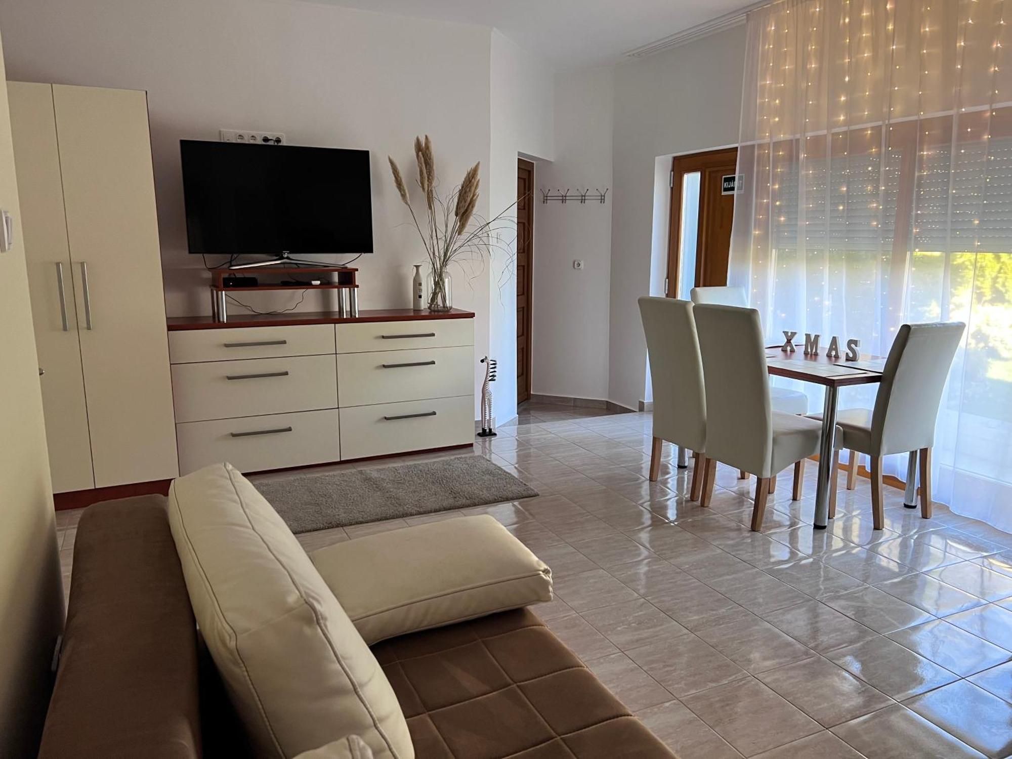 Villa Relax Apartman Gardony Luaran gambar